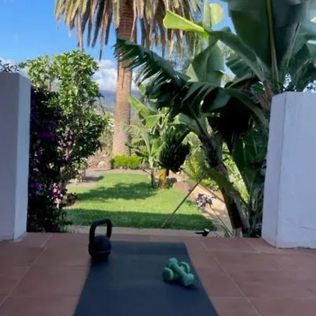 Casa Colinas- Preciosa Islena Willa *